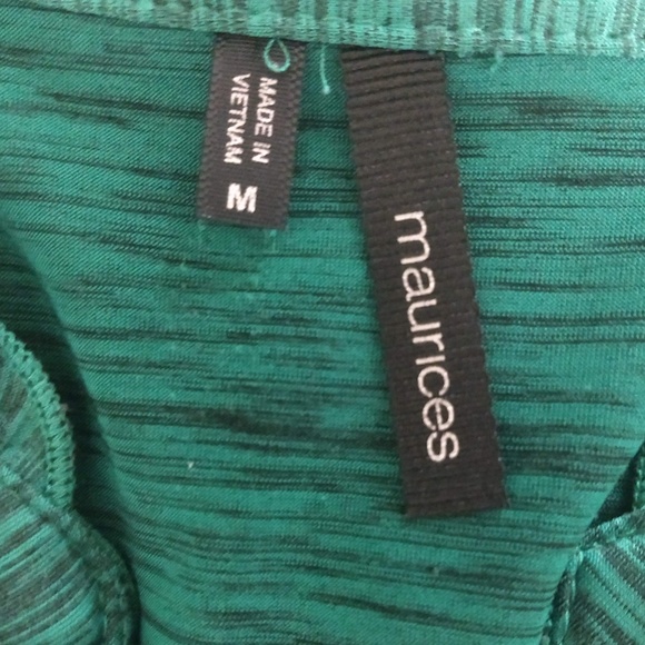 Maurices Size Medium Green Stretchy Blouse Top - Picture 2 of 8